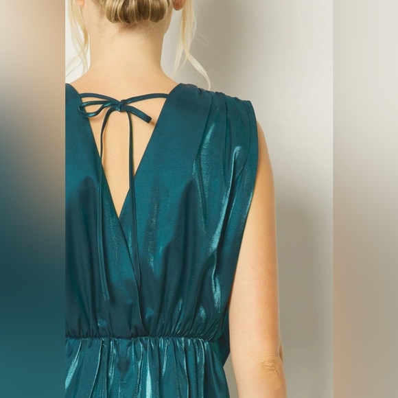Entro Metallic Dress with Bow-Size Medium - Picture 4 of 12